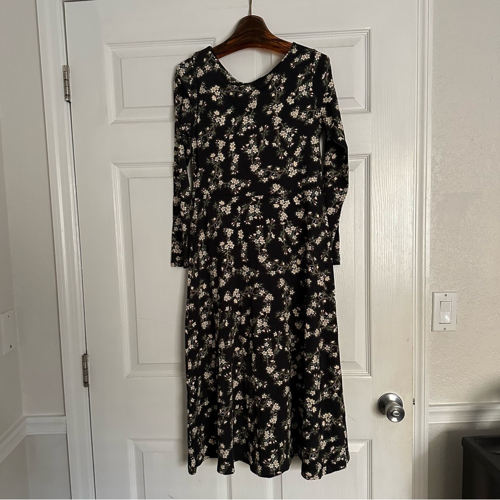 NWT FARM RIO MIDI DRESS - Picture 2 of 8